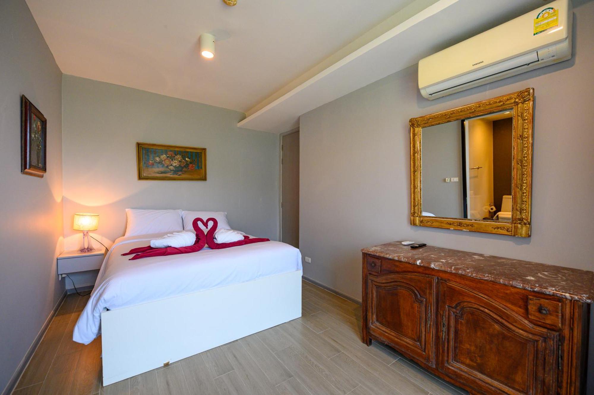 6Th Avenue Surin Beach Экстерьер фото