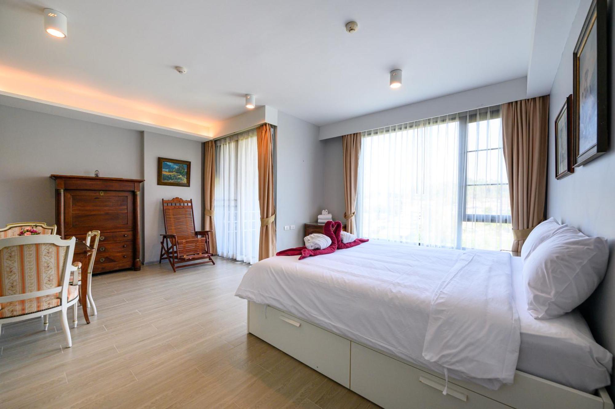 6Th Avenue Surin Beach Экстерьер фото