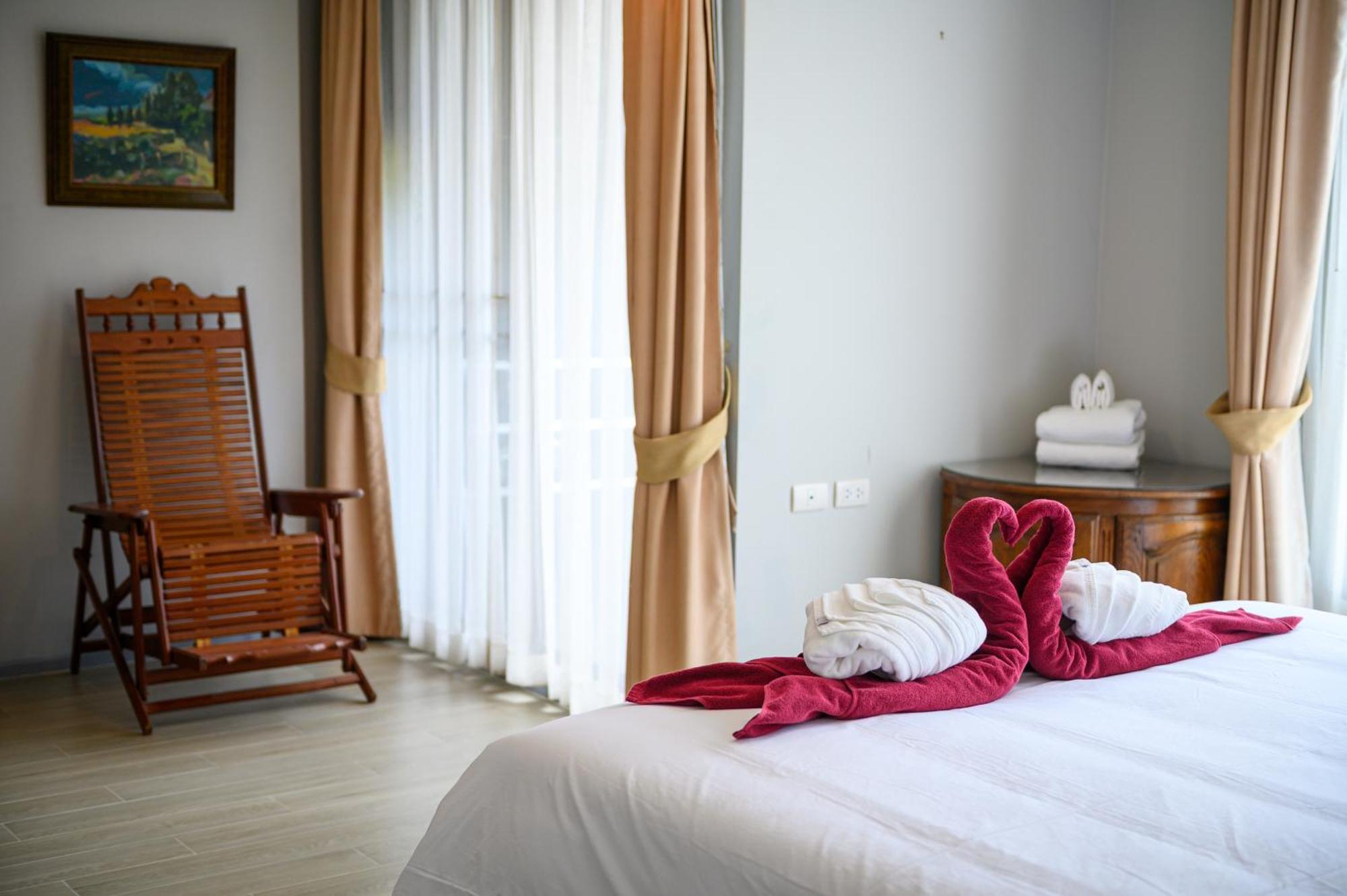 6Th Avenue Surin Beach Экстерьер фото